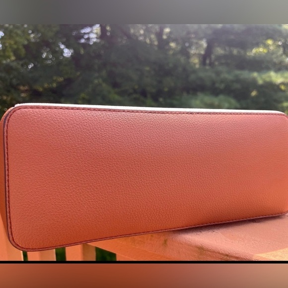 Michael Kors charlotte tote and double zip wallet - Picture 5 of 5